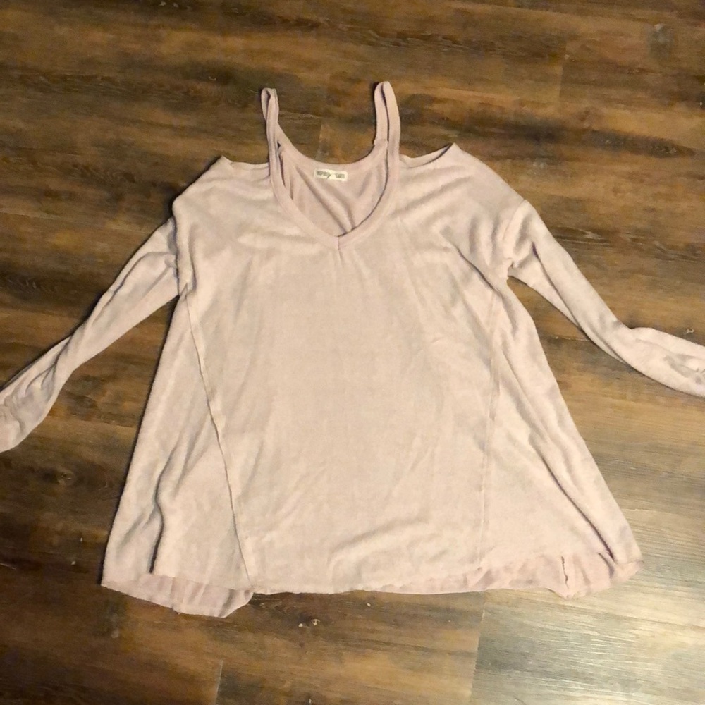 Long sleeve sweater with cutout shoulders
